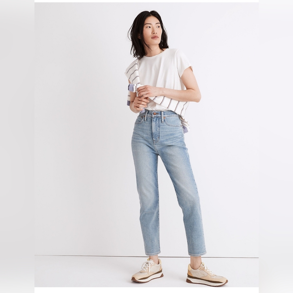 Madewell The Momjean in Mayes Wash, Size 31